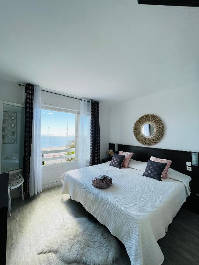 Le Grand Large Bord De Mer Hotel & Appartements Палава-ле-Фло Экстерьер фото